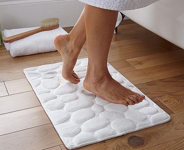 Luxury Memory Foam Bathmat Pebble Soft Velour Padded Non Slip Bathroom Mat White